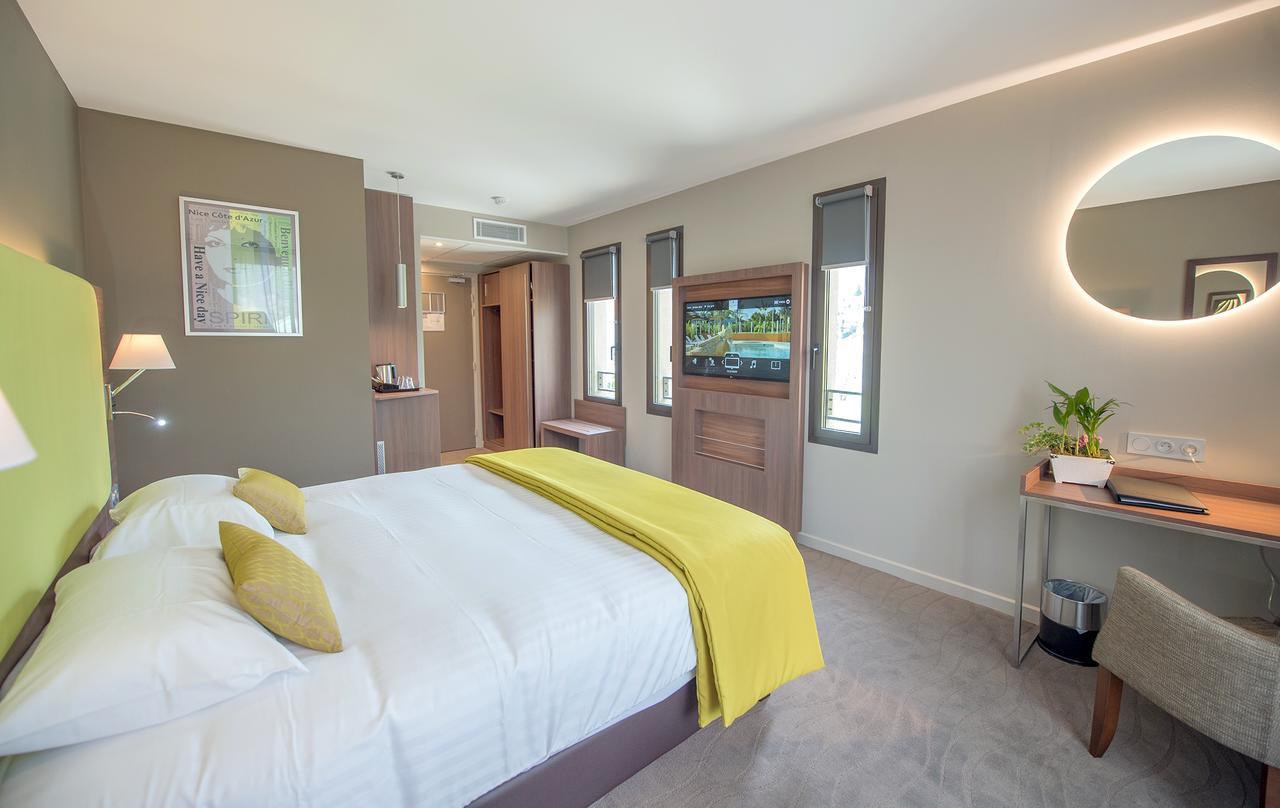 Hotel Lou Castelet Карос Екстериор снимка