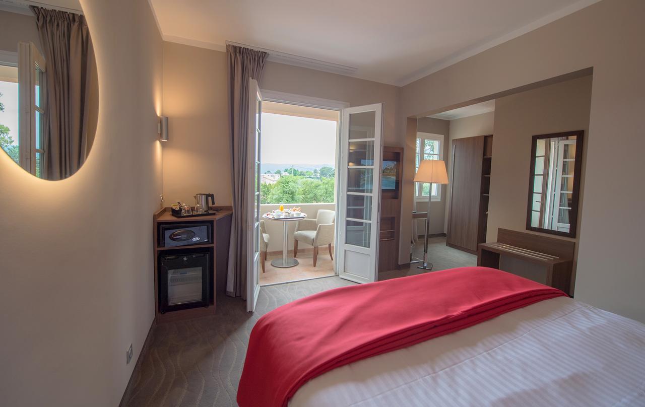 Hotel Lou Castelet Карос Екстериор снимка