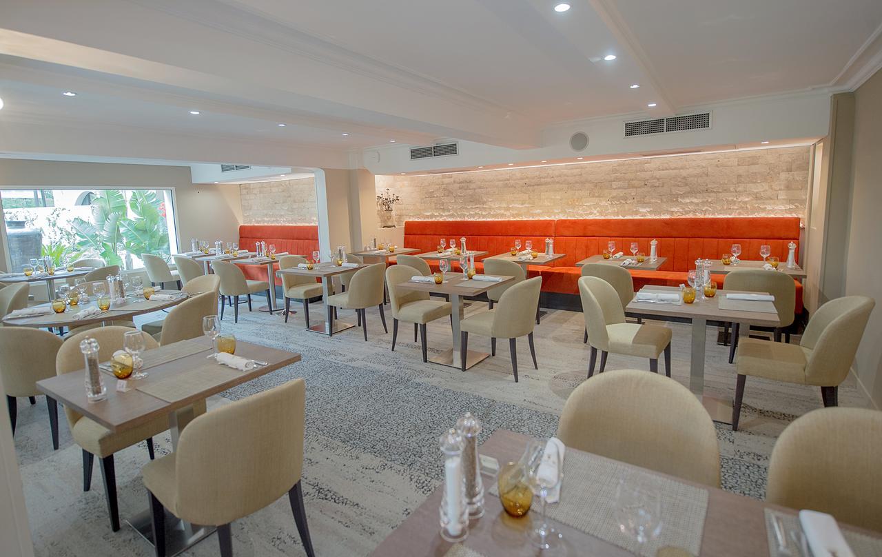 Hotel Lou Castelet Карос Екстериор снимка